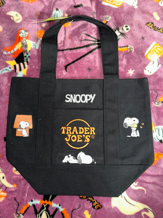 Trader Joe’s mini tote bag ( snoopy )